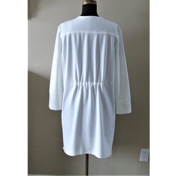 Elegant Warm White Long Jacket Coat by Harve Benard L - Picture 2 of 6